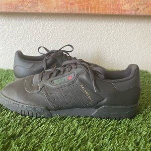 YEEZY Adidas Sneakers. Size 10